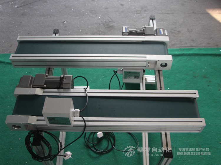 側裝直角電機小型皮帶輸送機 側裝直角電機小型皮帶輸送機