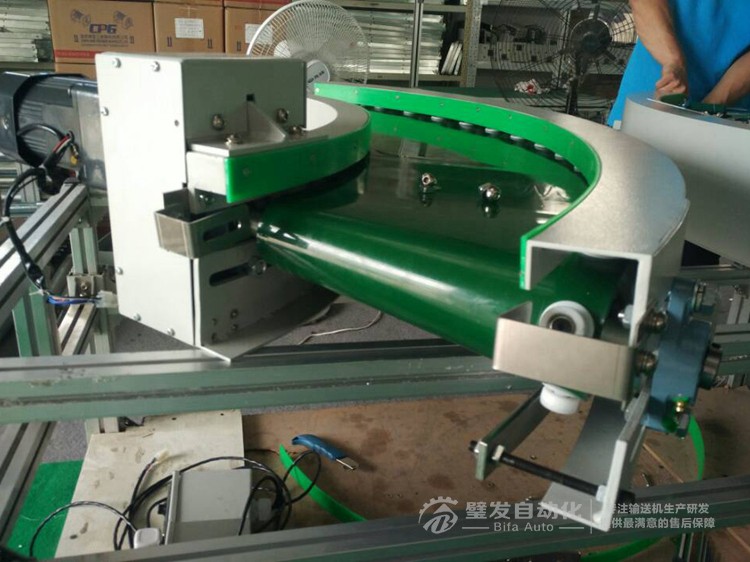 小型轉彎機 小型轉彎機